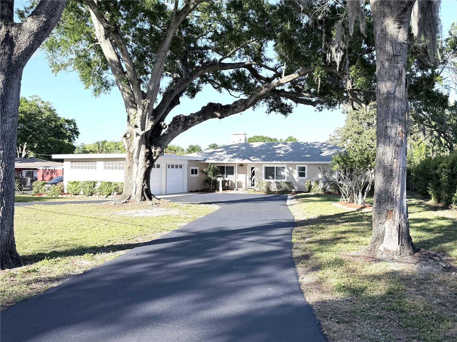 11505 N ROME AVE, TAMPA, FL, 33612