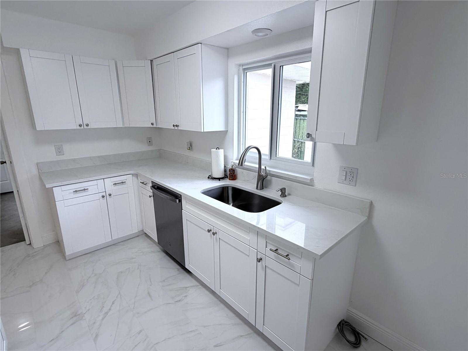 11505 N ROME AVE, TAMPA, FL, 33612