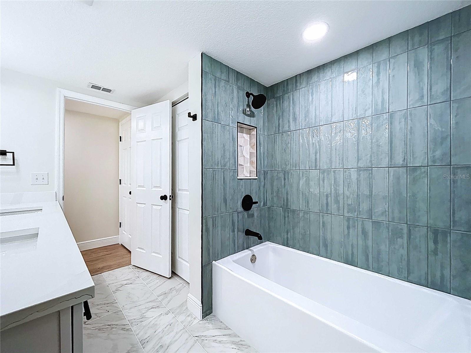 5040 GLENN DR, NEW PORT RICHEY, FL, 34652