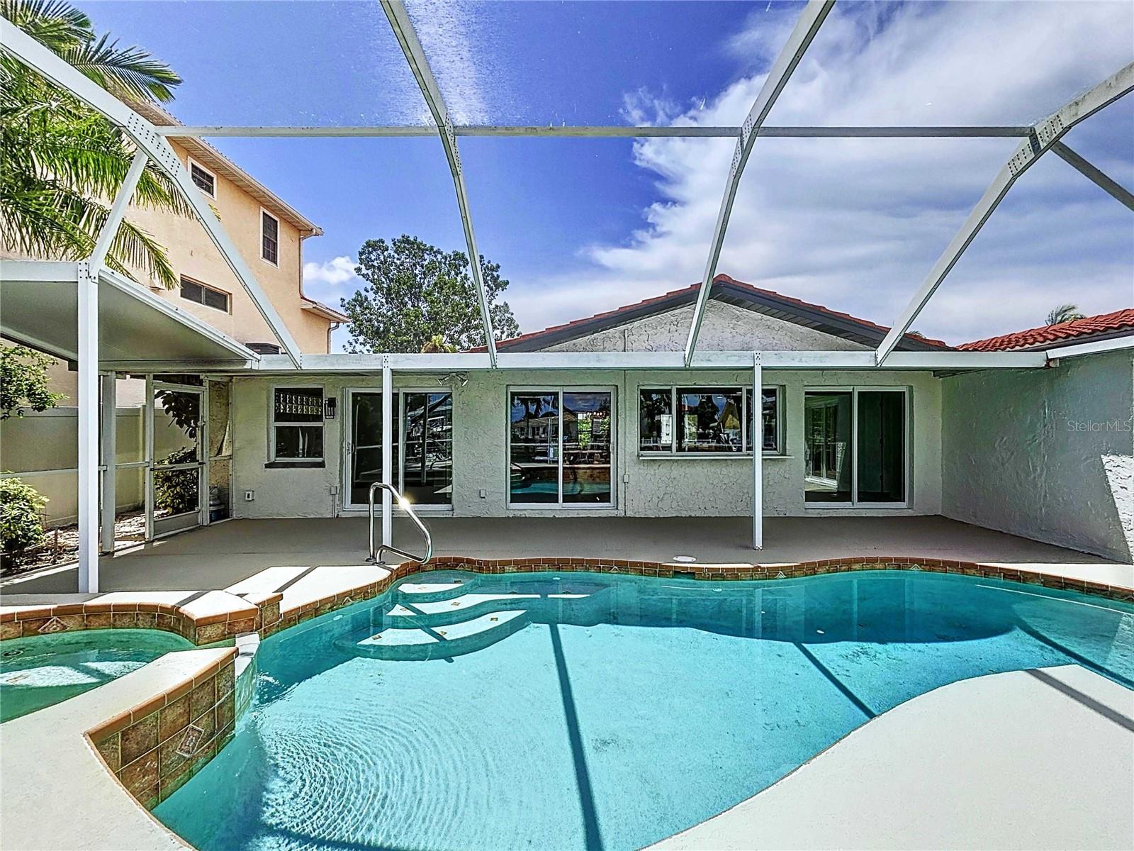 5040 GLENN DR, NEW PORT RICHEY, FL, 34652