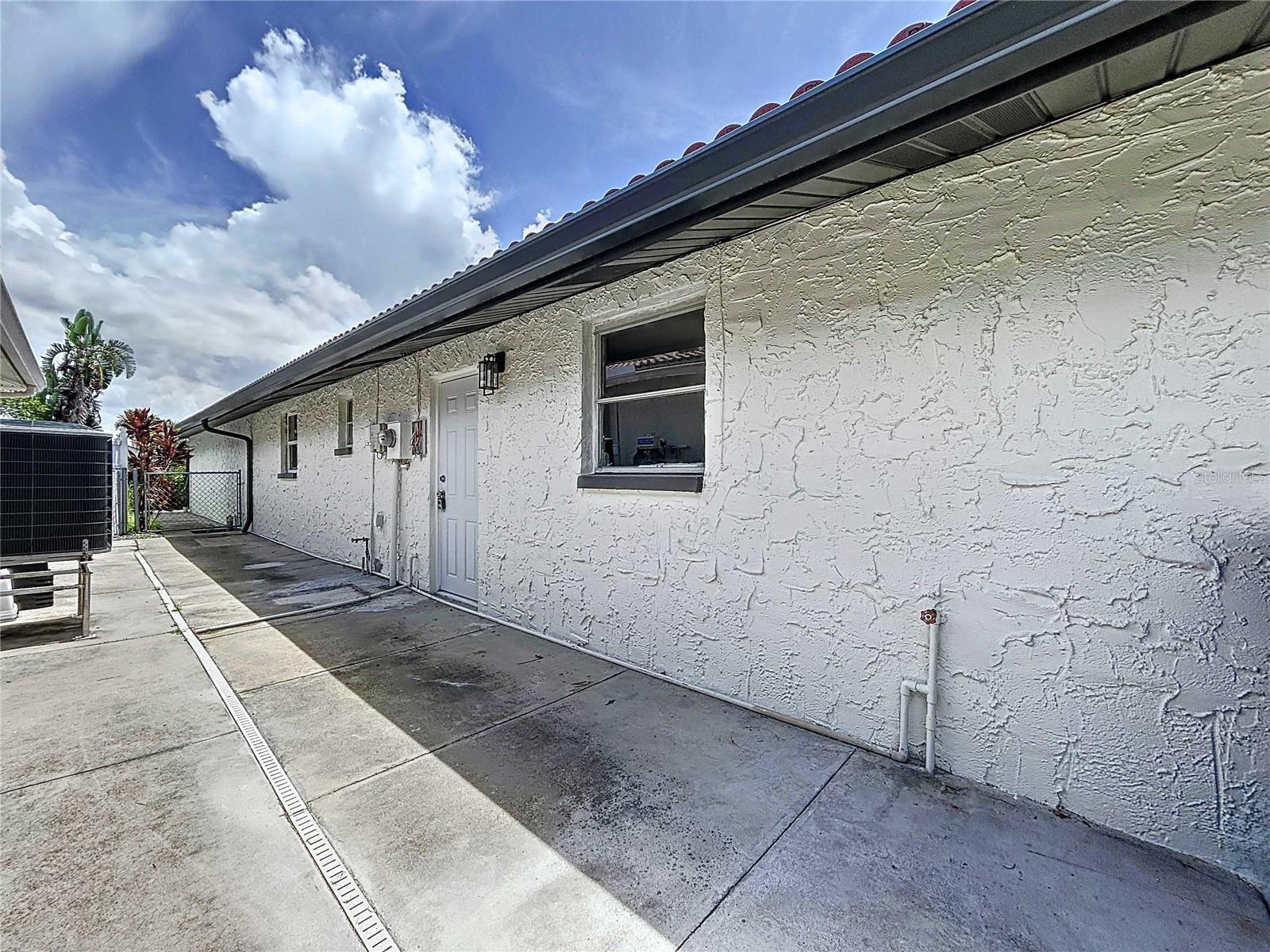 5040 GLENN DR, NEW PORT RICHEY, FL, 34652