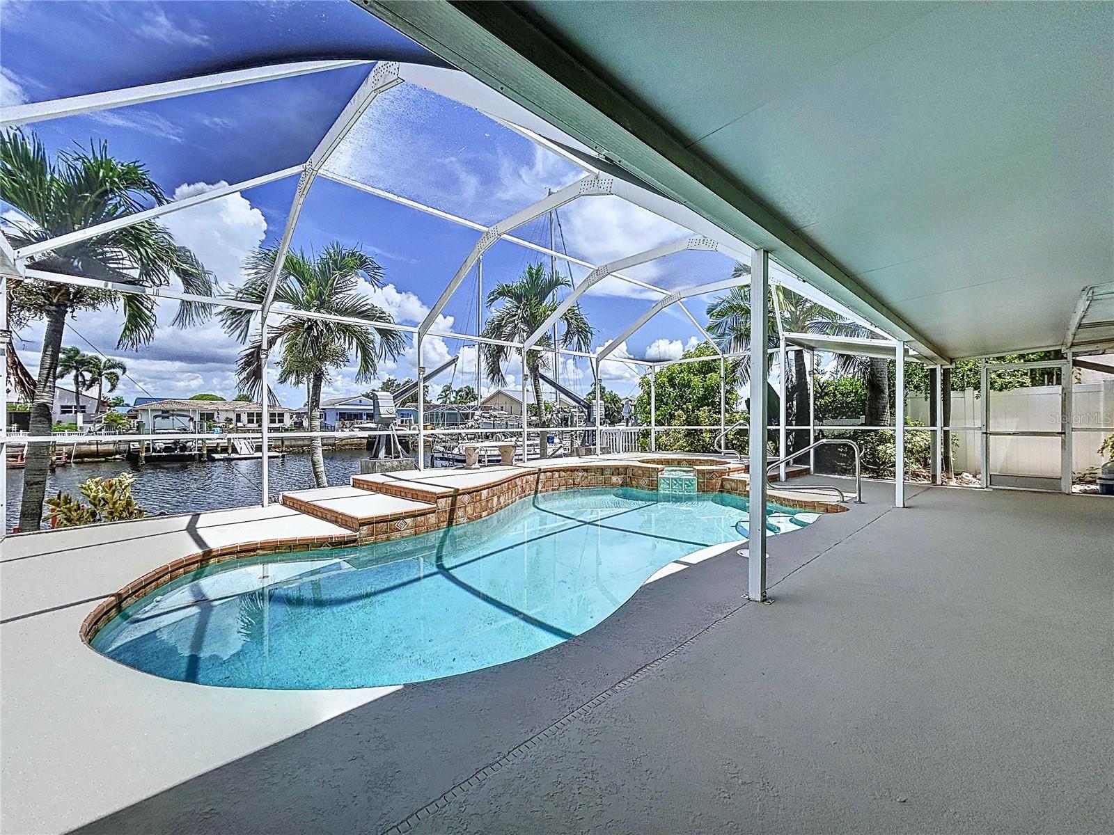 5040 GLENN DR, NEW PORT RICHEY, FL, 34652