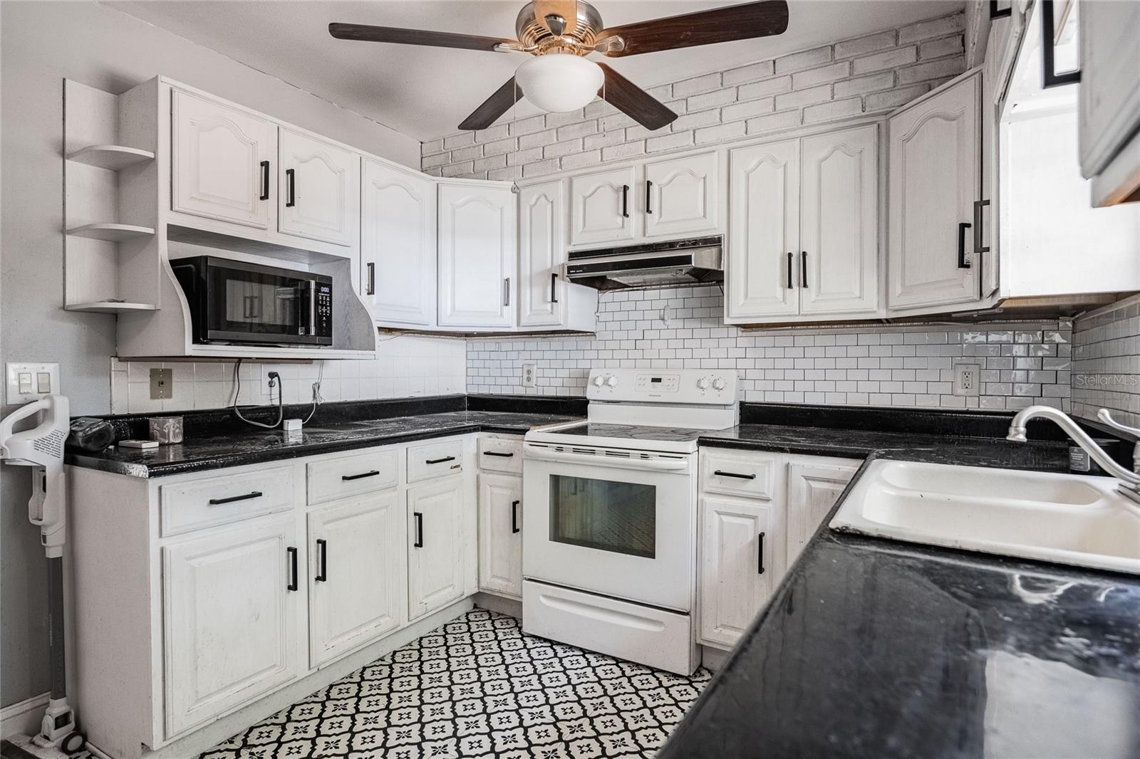 218 MAPLE LN, FORT MEADE, FL, 33841