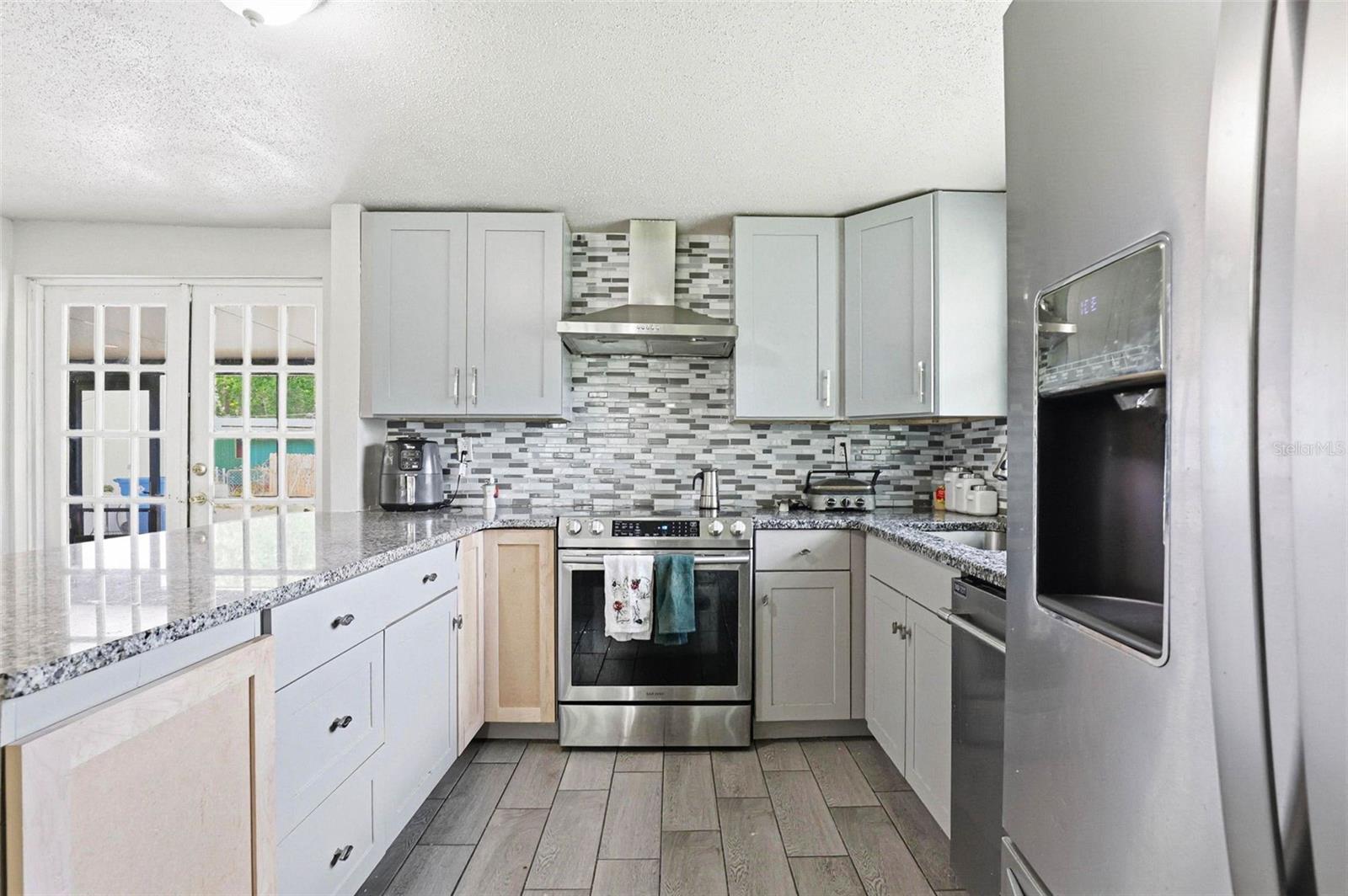 30151 LYNNE DR, WESLEY CHAPEL, FL, 33543