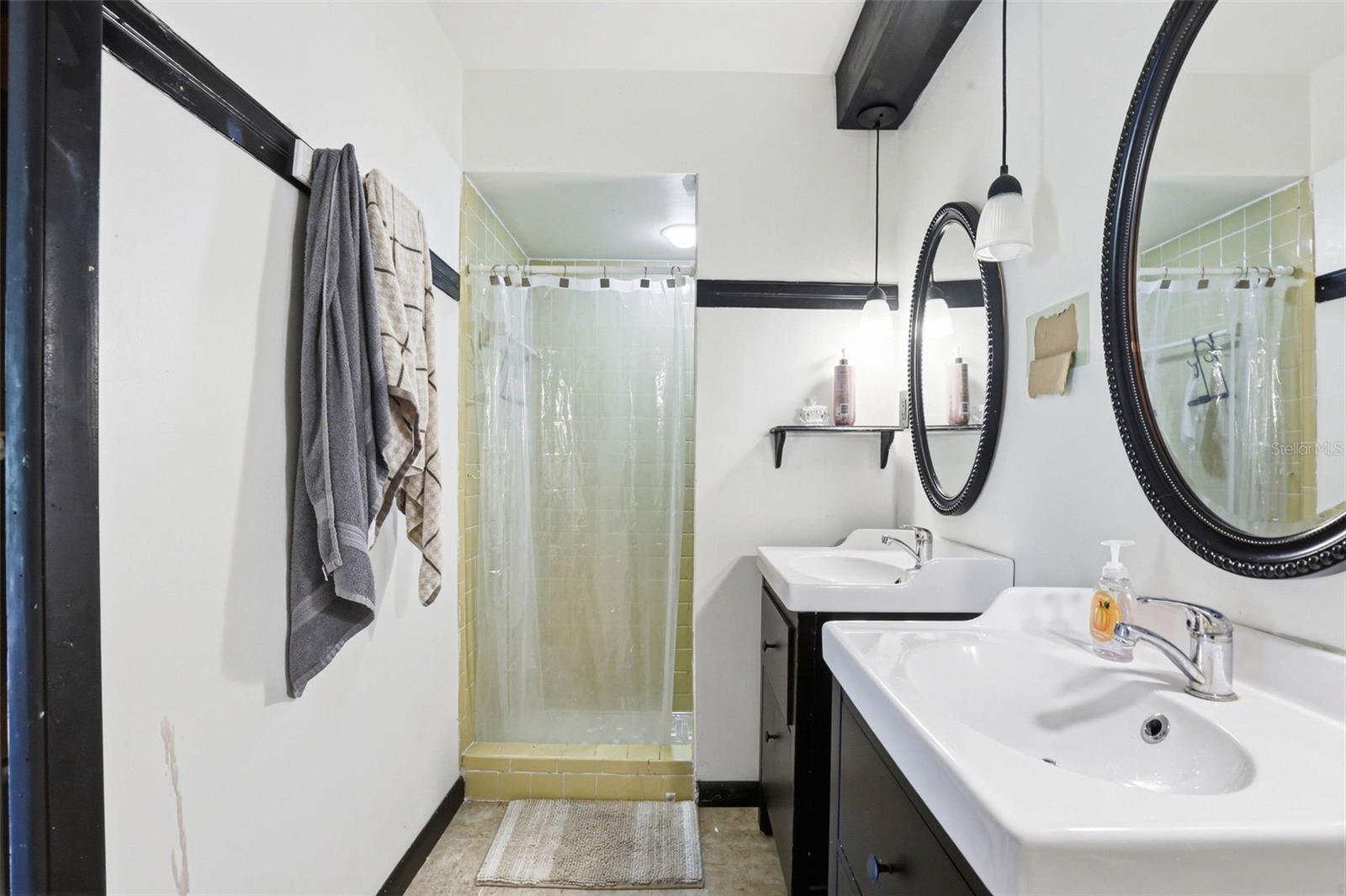 30151 LYNNE DR, WESLEY CHAPEL, FL, 33543