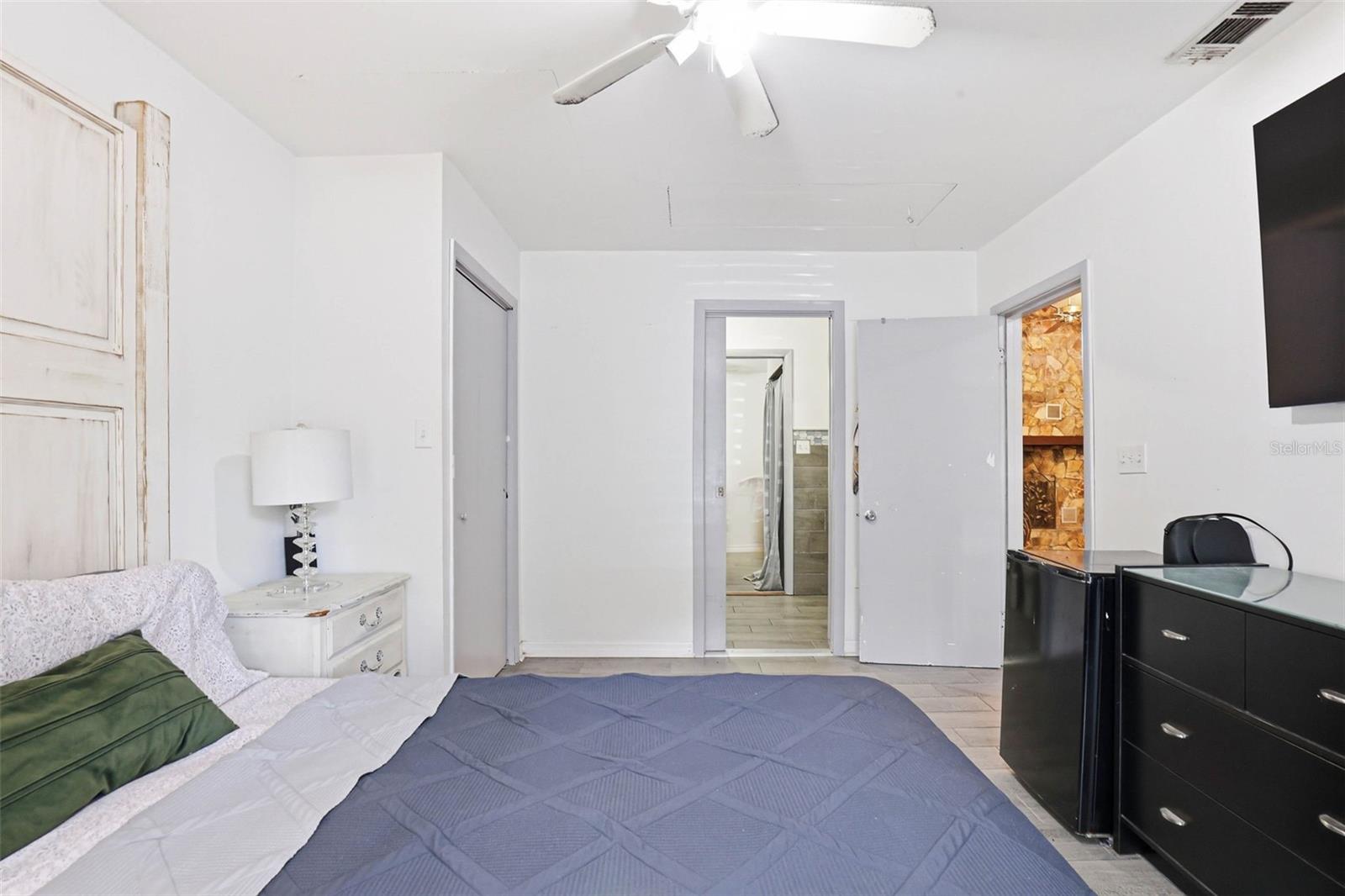 30151 LYNNE DR, WESLEY CHAPEL, FL, 33543