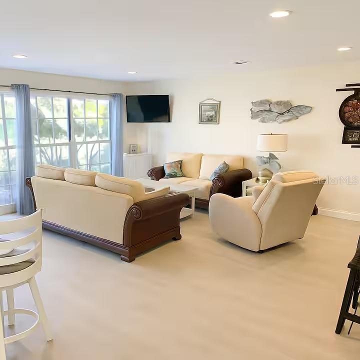 109 ARLINGTON CT NE, PORT CHARLOTTE, FL, 33952