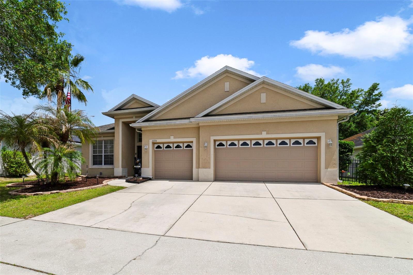 6695 LAKE CARLISLE BLVD, ORLANDO, FL, 32829