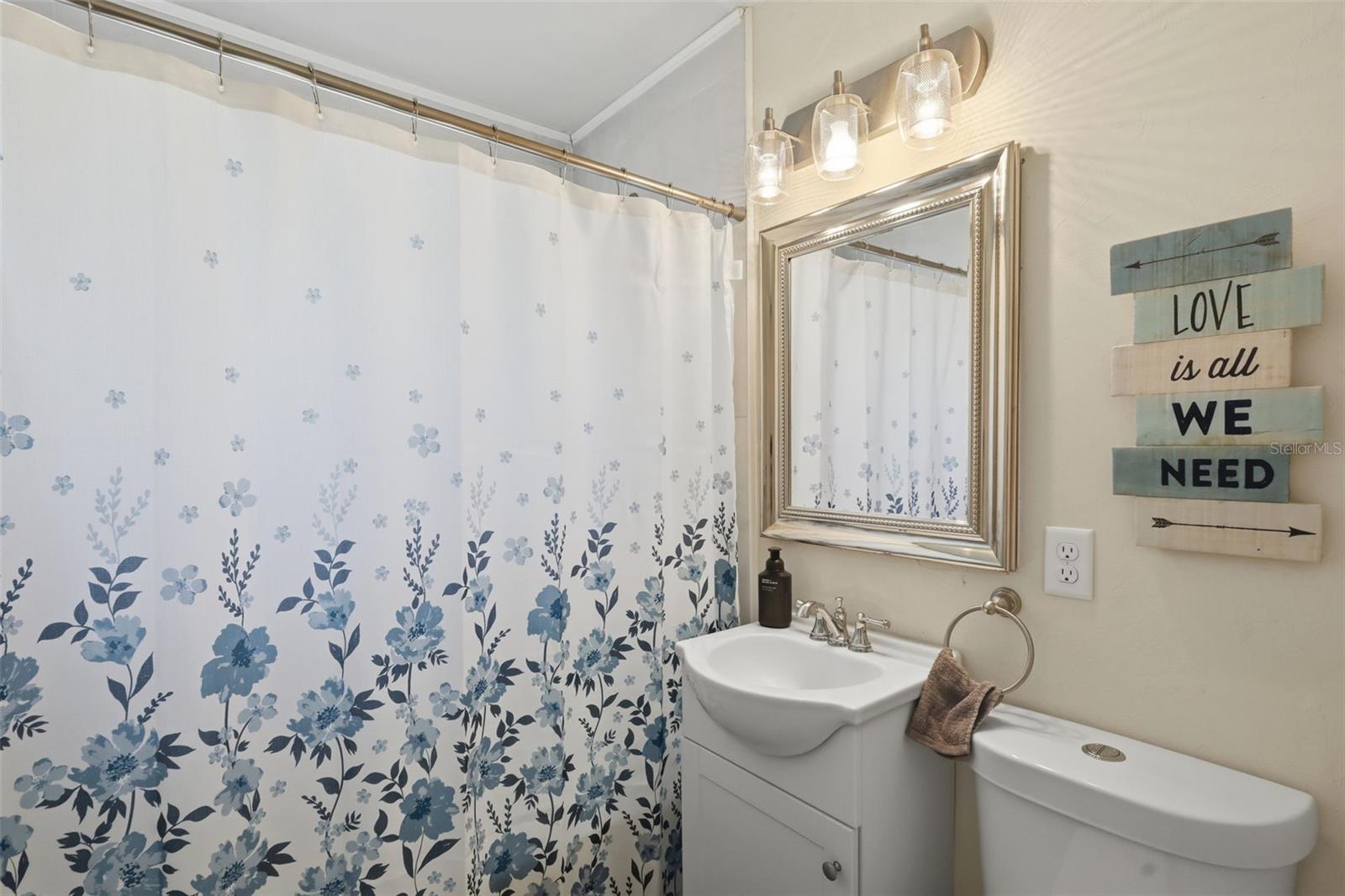 112 EDWARDS AVE, ORANGE CITY, FL, 32763