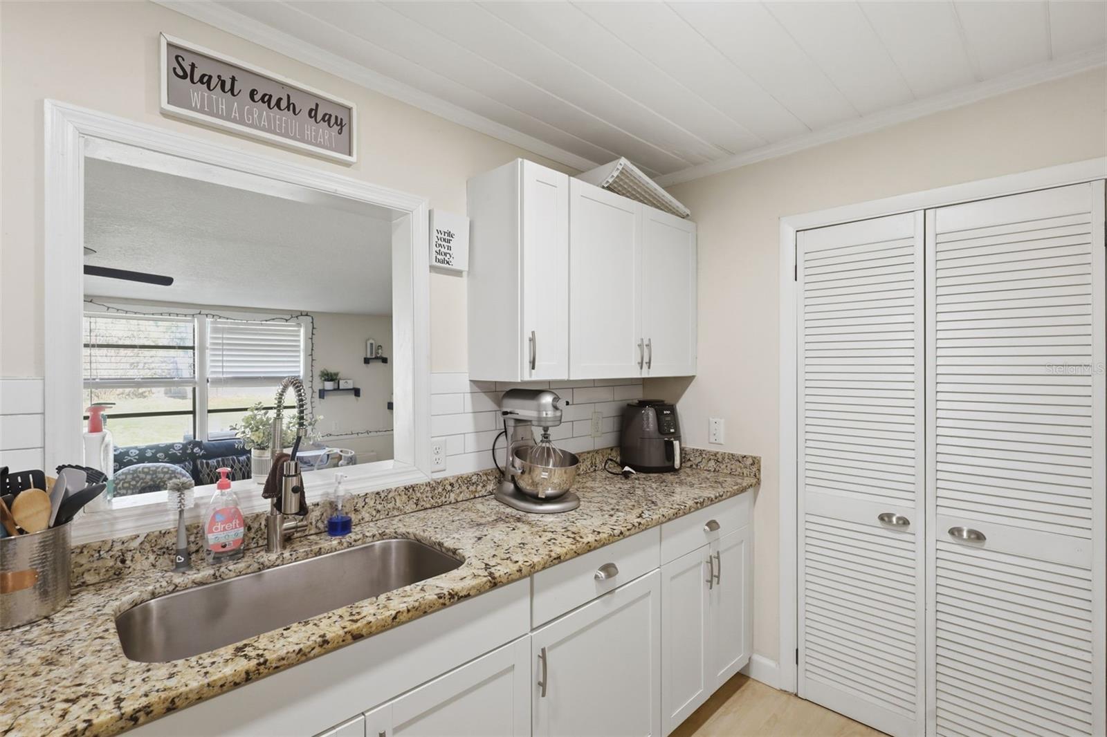 112 EDWARDS AVE, ORANGE CITY, FL, 32763