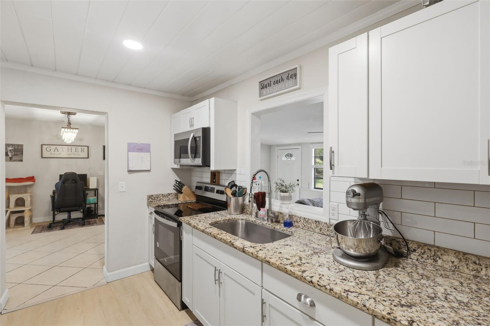 112 EDWARDS AVE, ORANGE CITY, FL, 32763