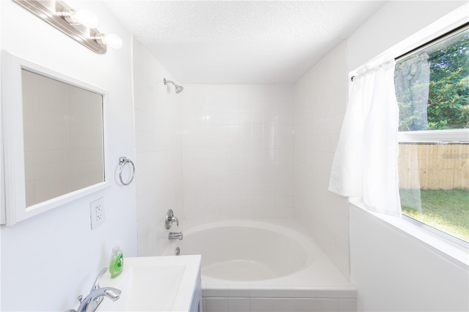 15 PALMIRA RD, DEBARY, FL, 32713