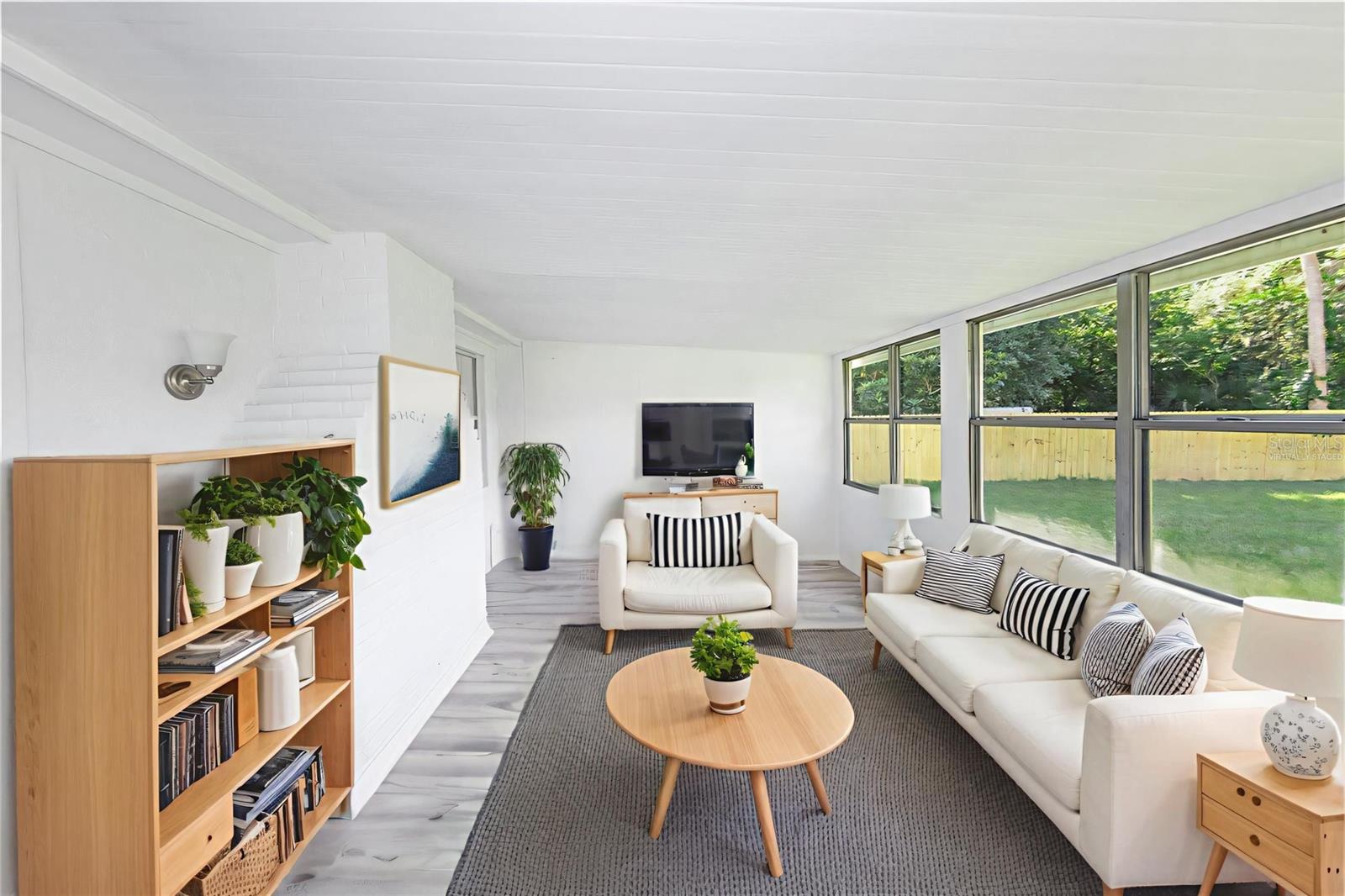 15 PALMIRA RD, DEBARY, FL, 32713