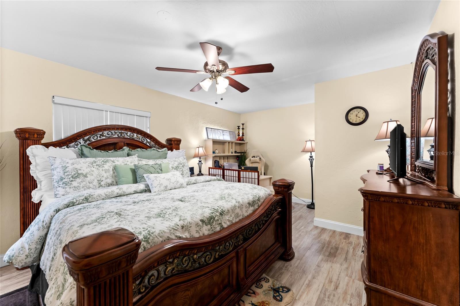 4533 20TH AVE N, ST PETERSBURG, FL, 33713