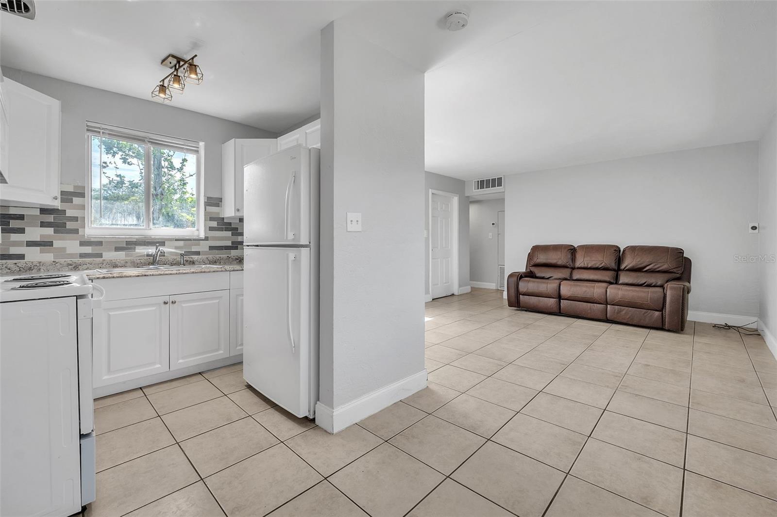 747 DERBYSHIRE RD, DAYTONA BEACH, FL, 32114