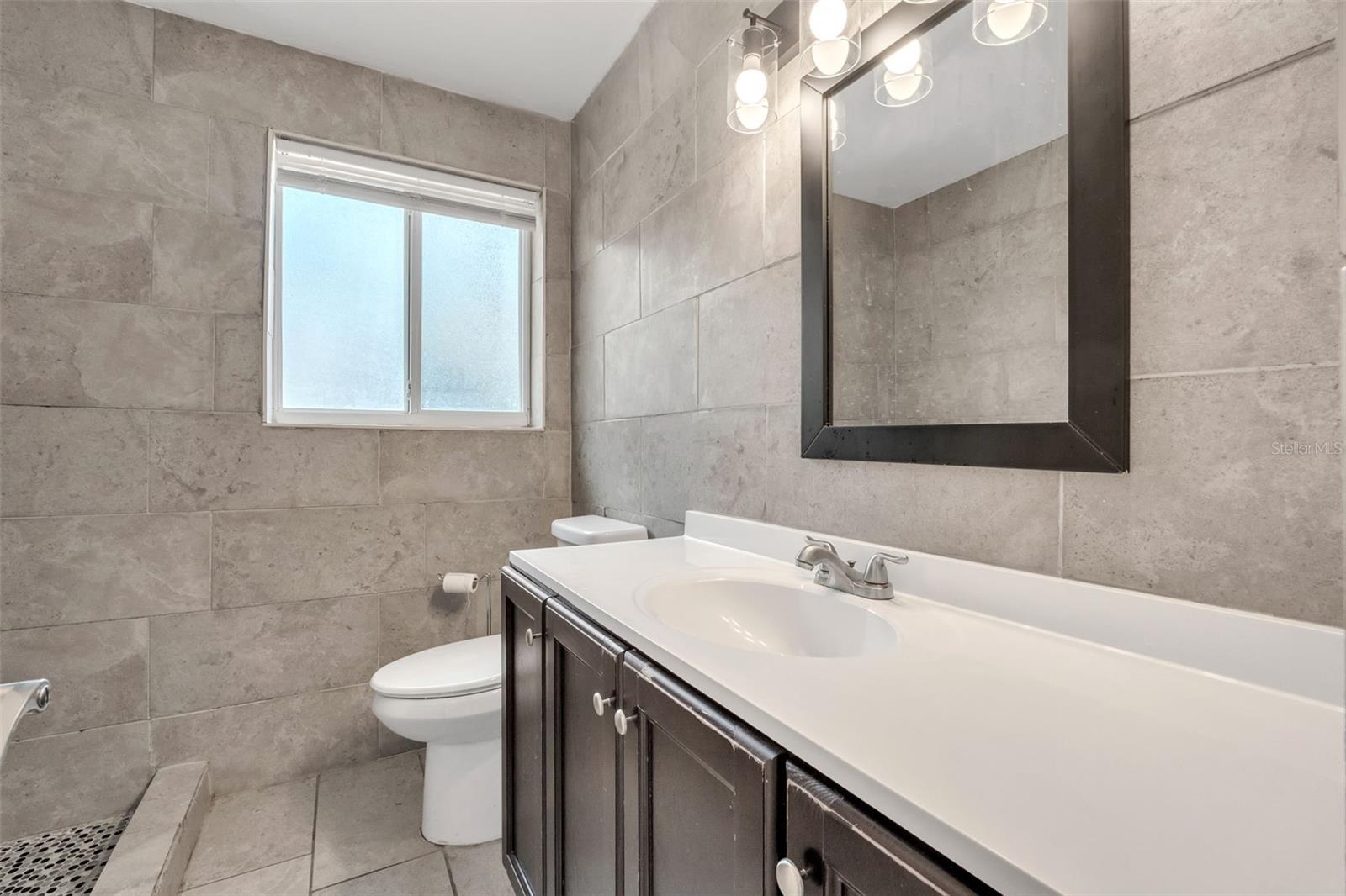 747 DERBYSHIRE RD, DAYTONA BEACH, FL, 32114