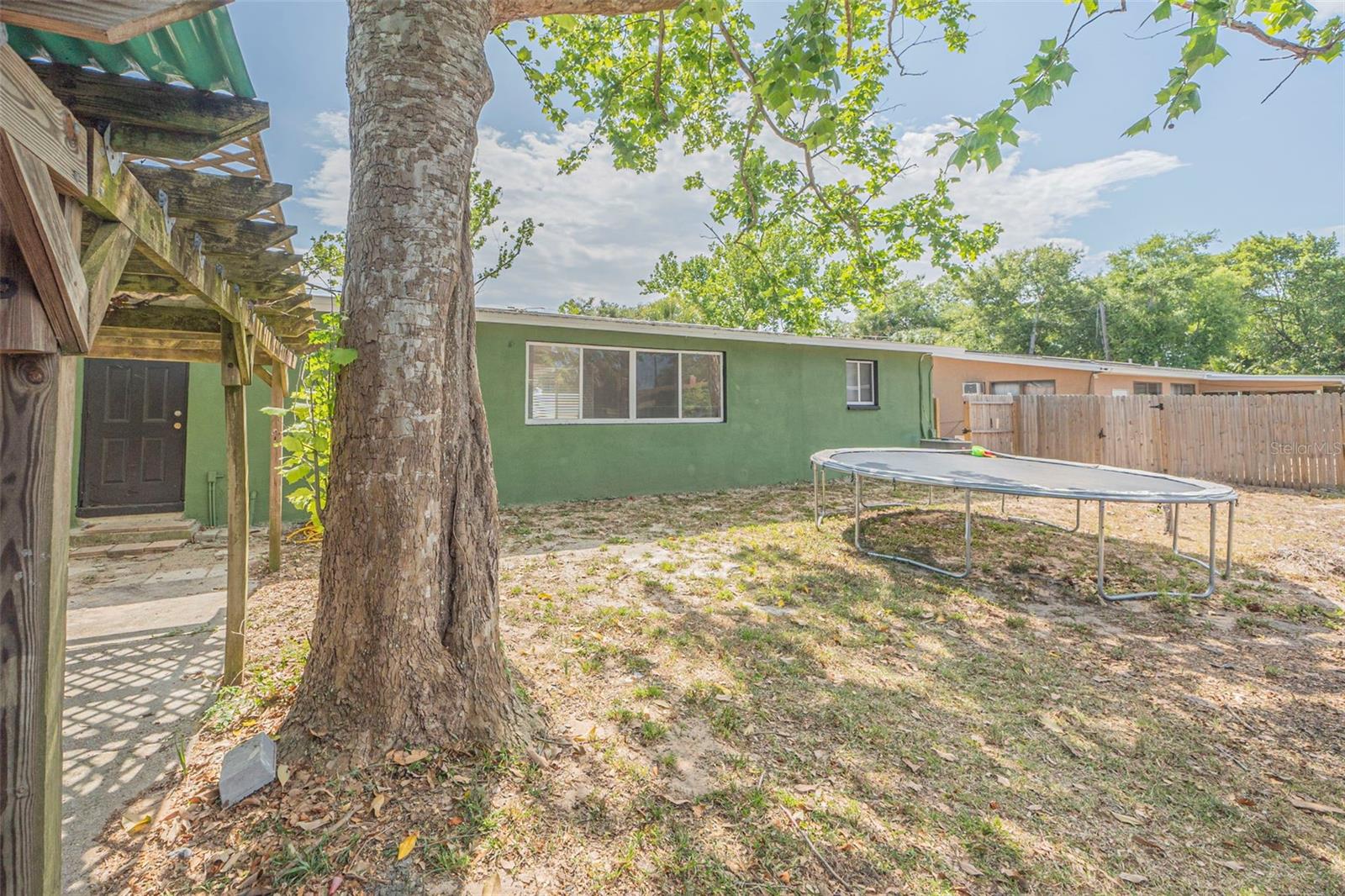 747 DERBYSHIRE RD, DAYTONA BEACH, FL, 32114