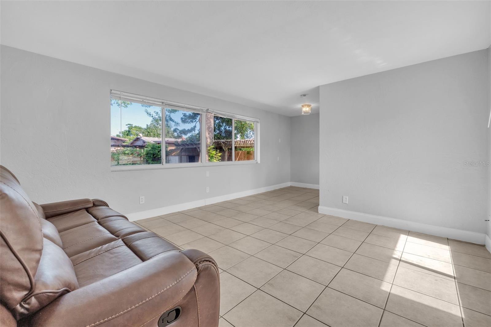 747 DERBYSHIRE RD, DAYTONA BEACH, FL, 32114