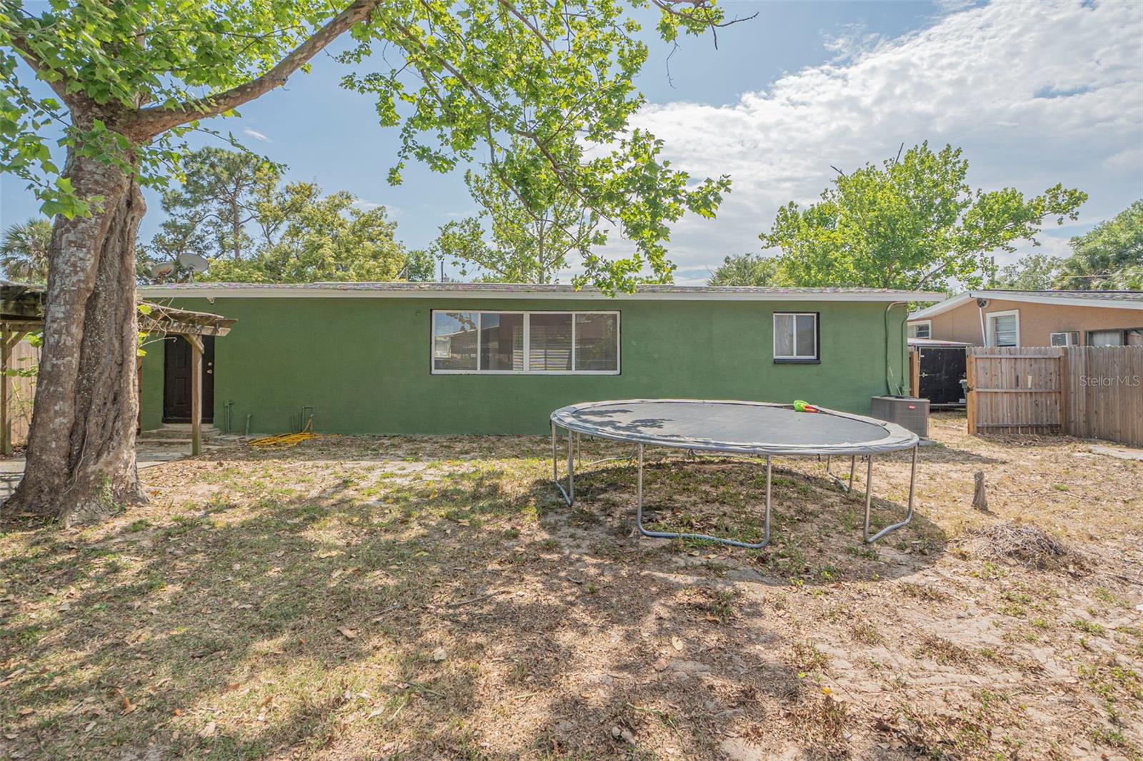 747 DERBYSHIRE RD, DAYTONA BEACH, FL, 32114