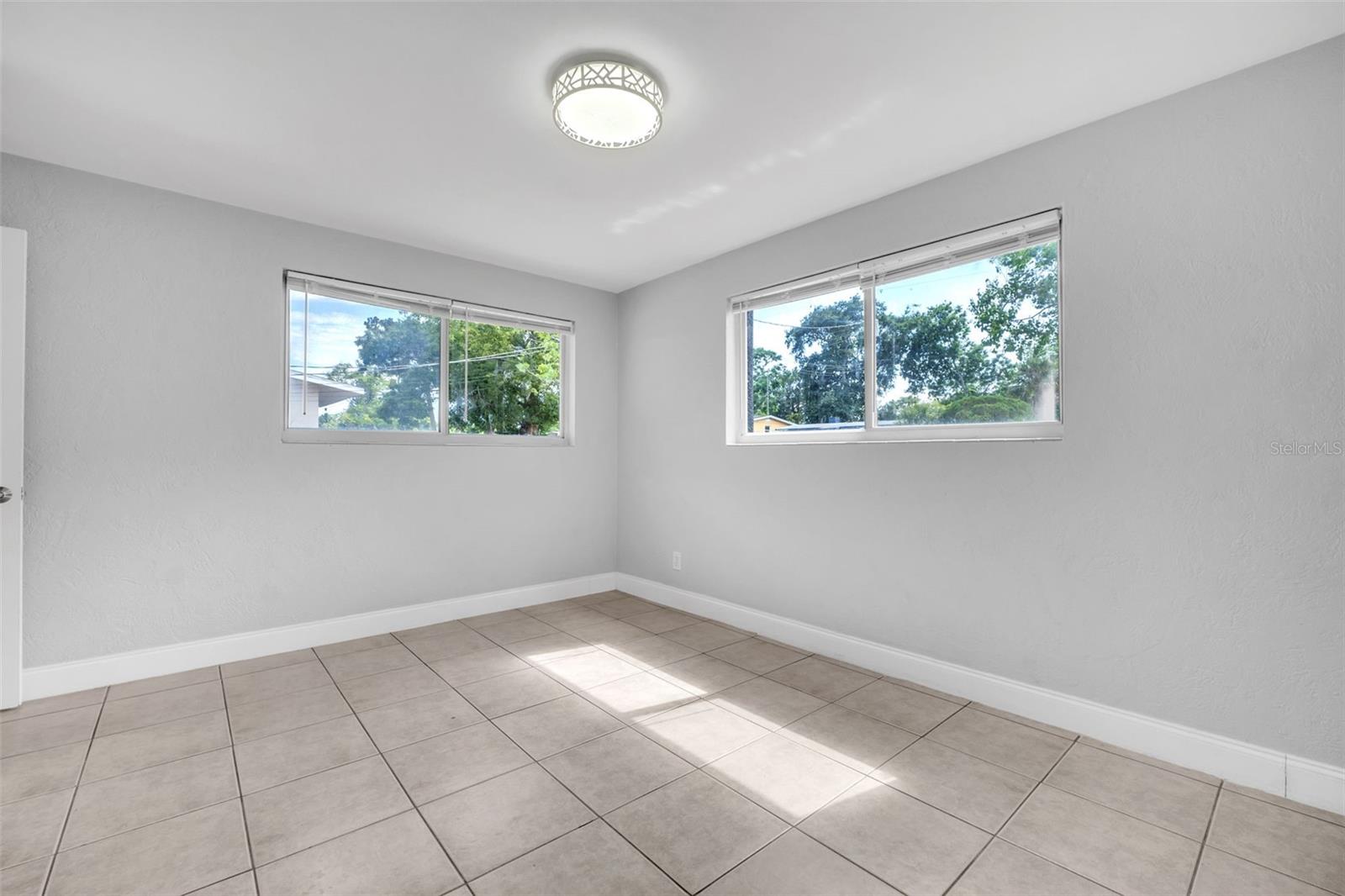 747 DERBYSHIRE RD, DAYTONA BEACH, FL, 32114