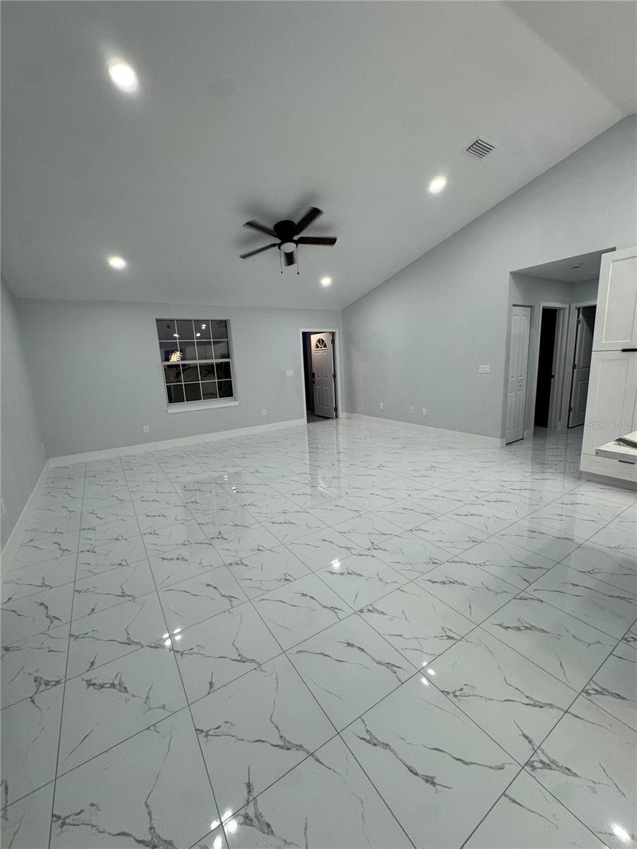 2555 W TAUNTON RD, AVON PARK, FL, 33825