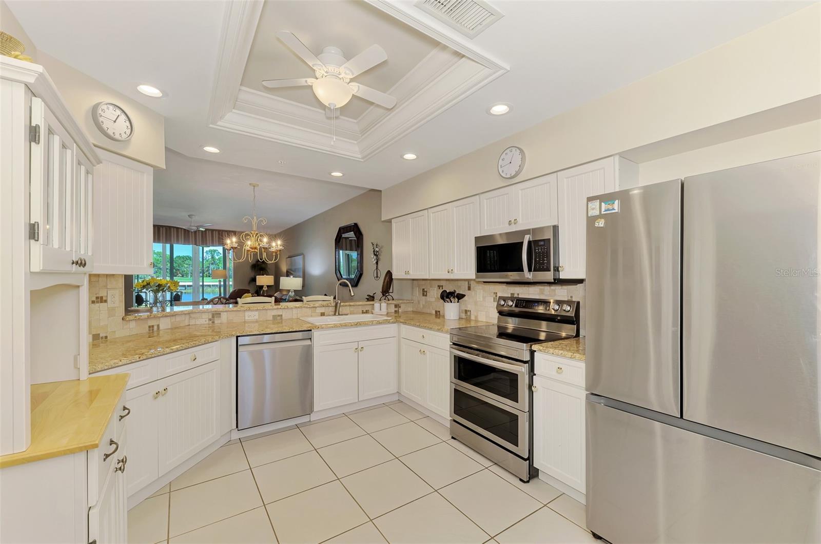 8911 VERANDA WAY #211, SARASOTA, FL, 34238