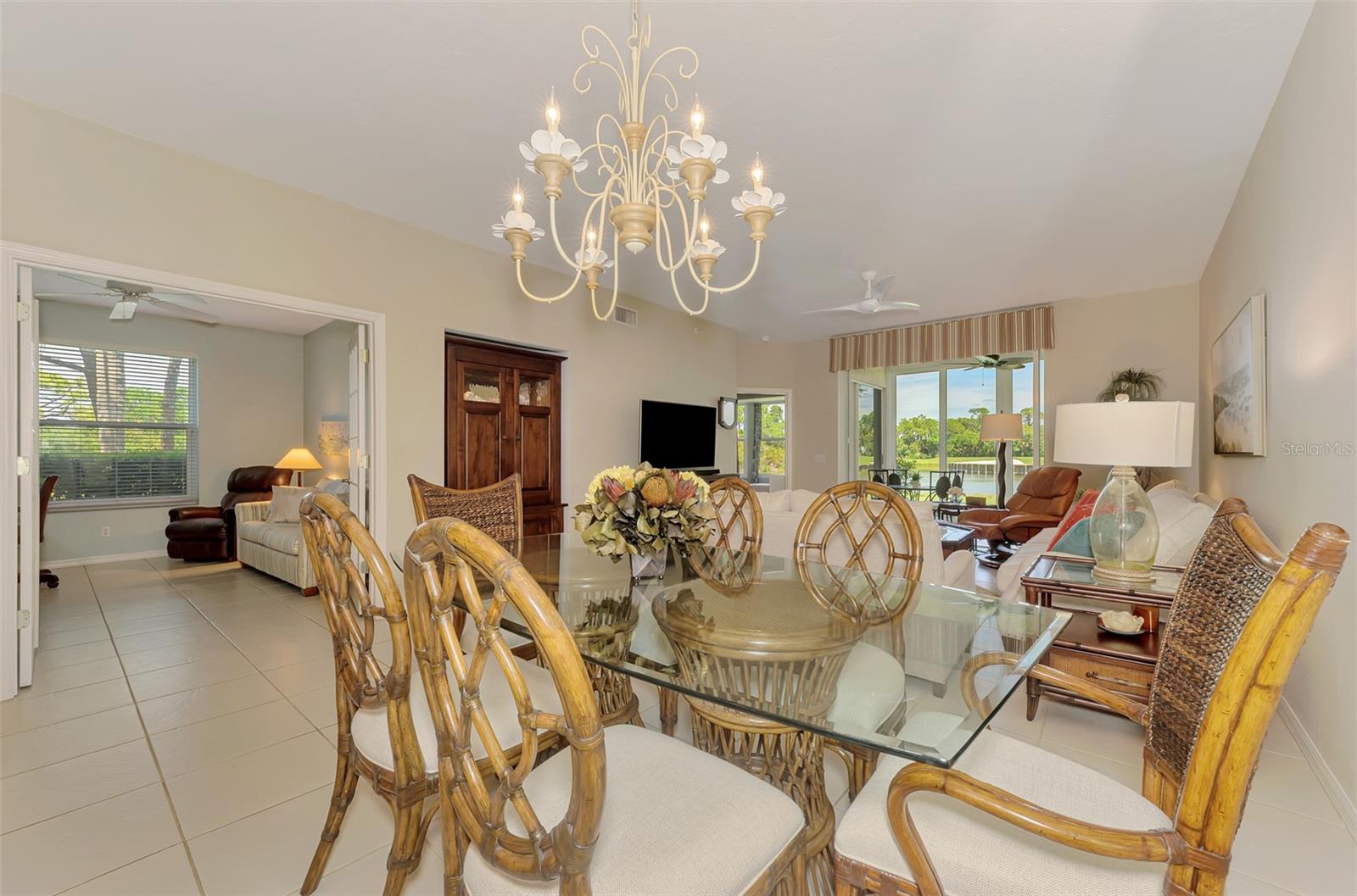 8911 VERANDA WAY #211, SARASOTA, FL, 34238