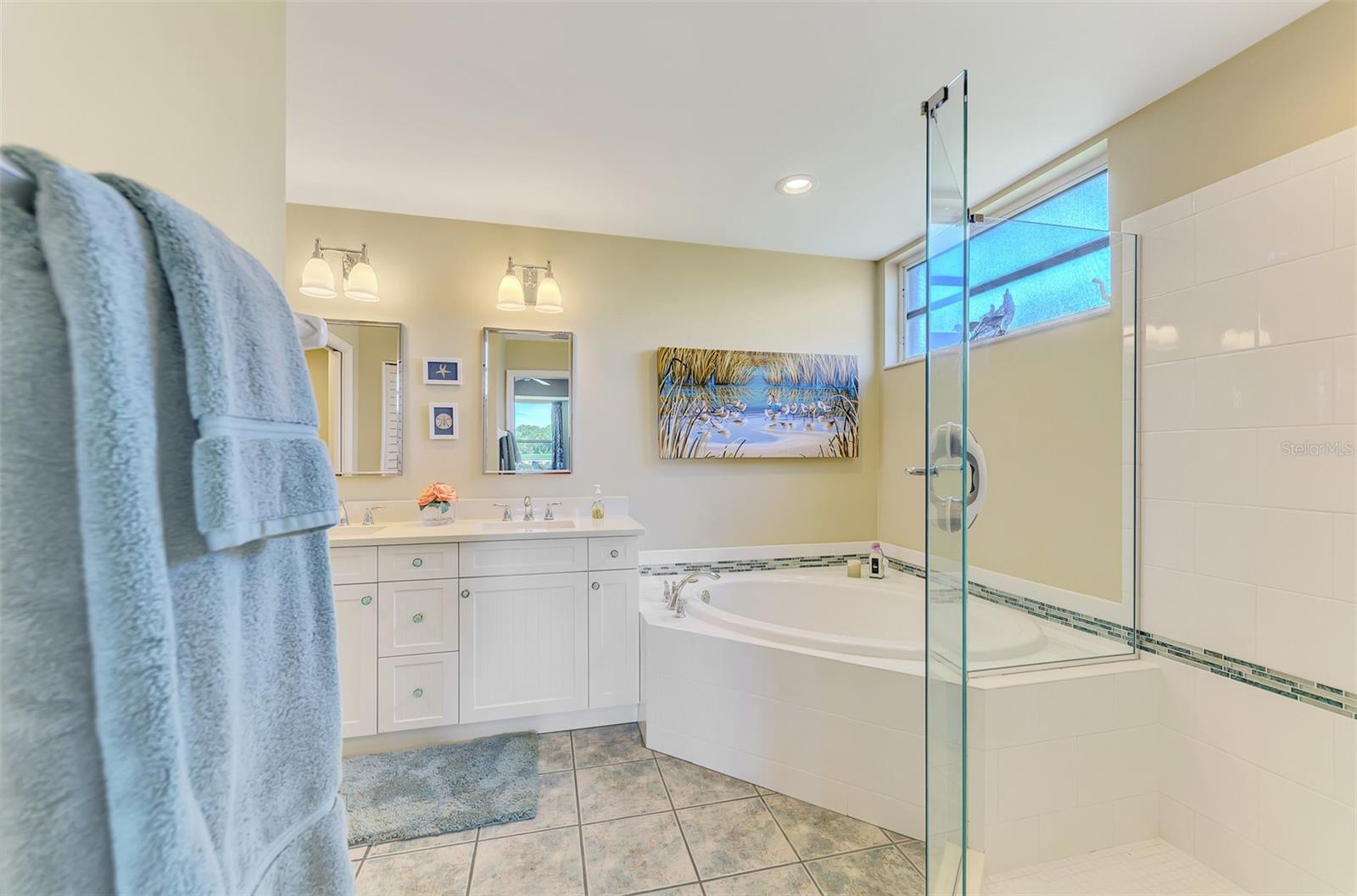 8911 VERANDA WAY #211, SARASOTA, FL, 34238