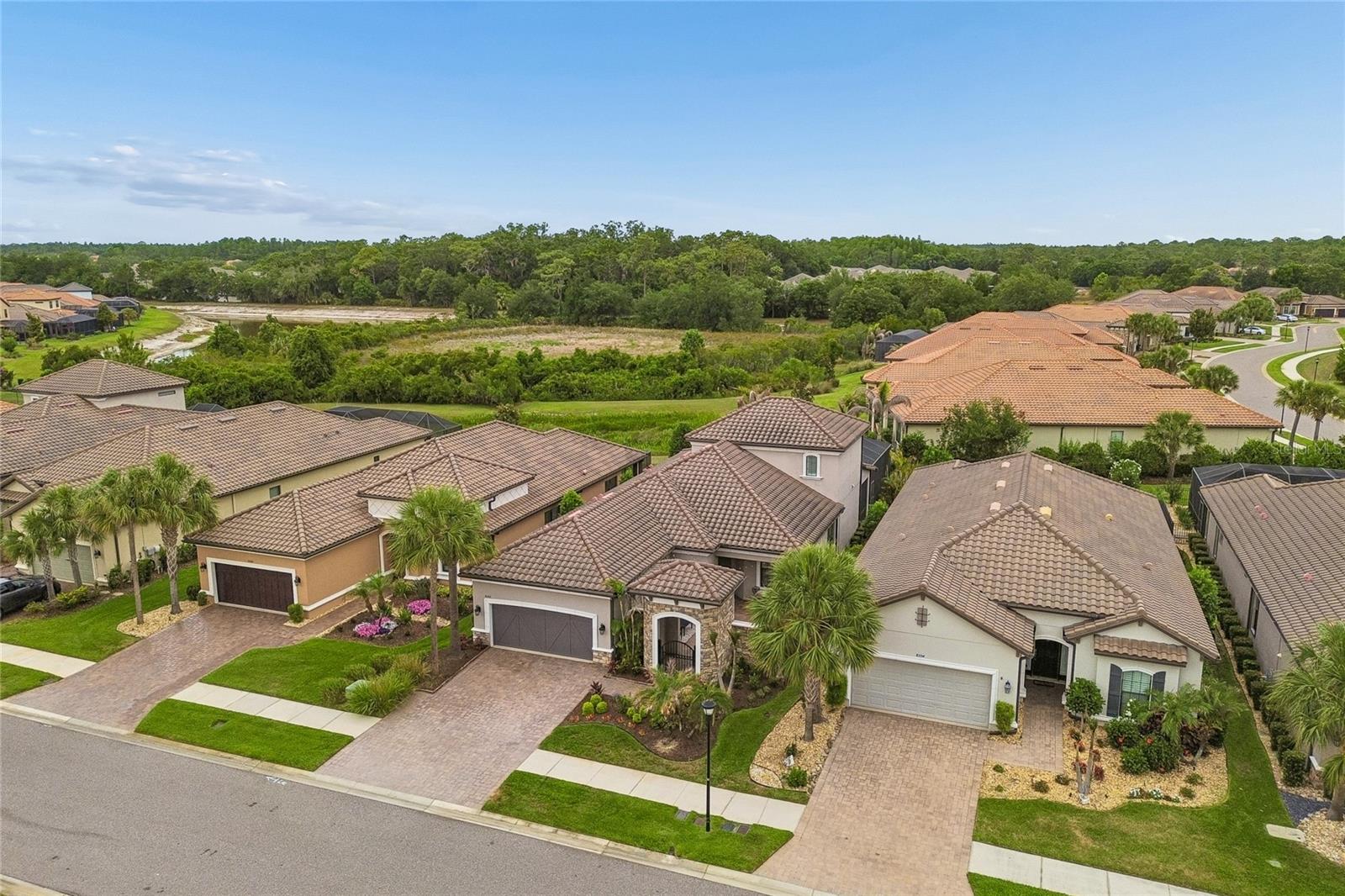 8552 GRAND ALBERATO RD, TAMPA, FL, 33647