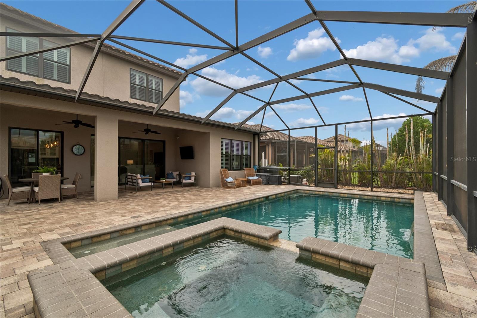 8552 GRAND ALBERATO RD, TAMPA, FL, 33647