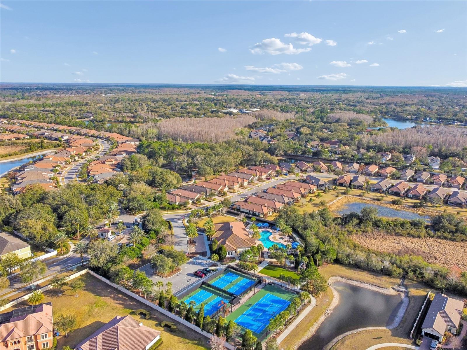 8552 GRAND ALBERATO RD, TAMPA, FL, 33647