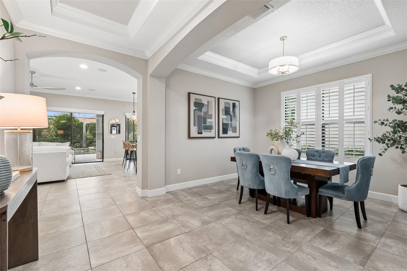 8552 GRAND ALBERATO RD, TAMPA, FL, 33647