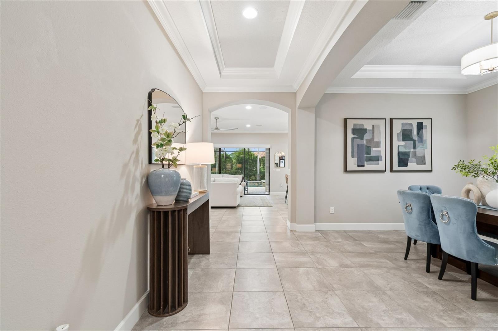 8552 GRAND ALBERATO RD, TAMPA, FL, 33647
