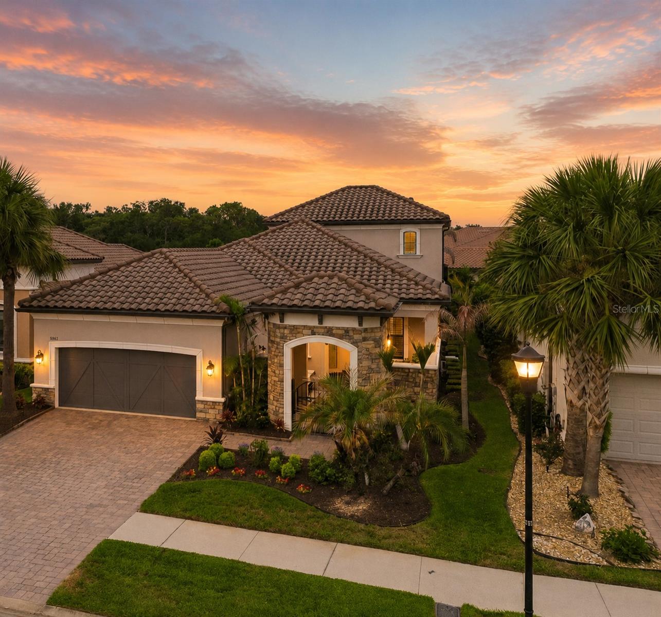 8552 GRAND ALBERATO RD, TAMPA, FL, 33647