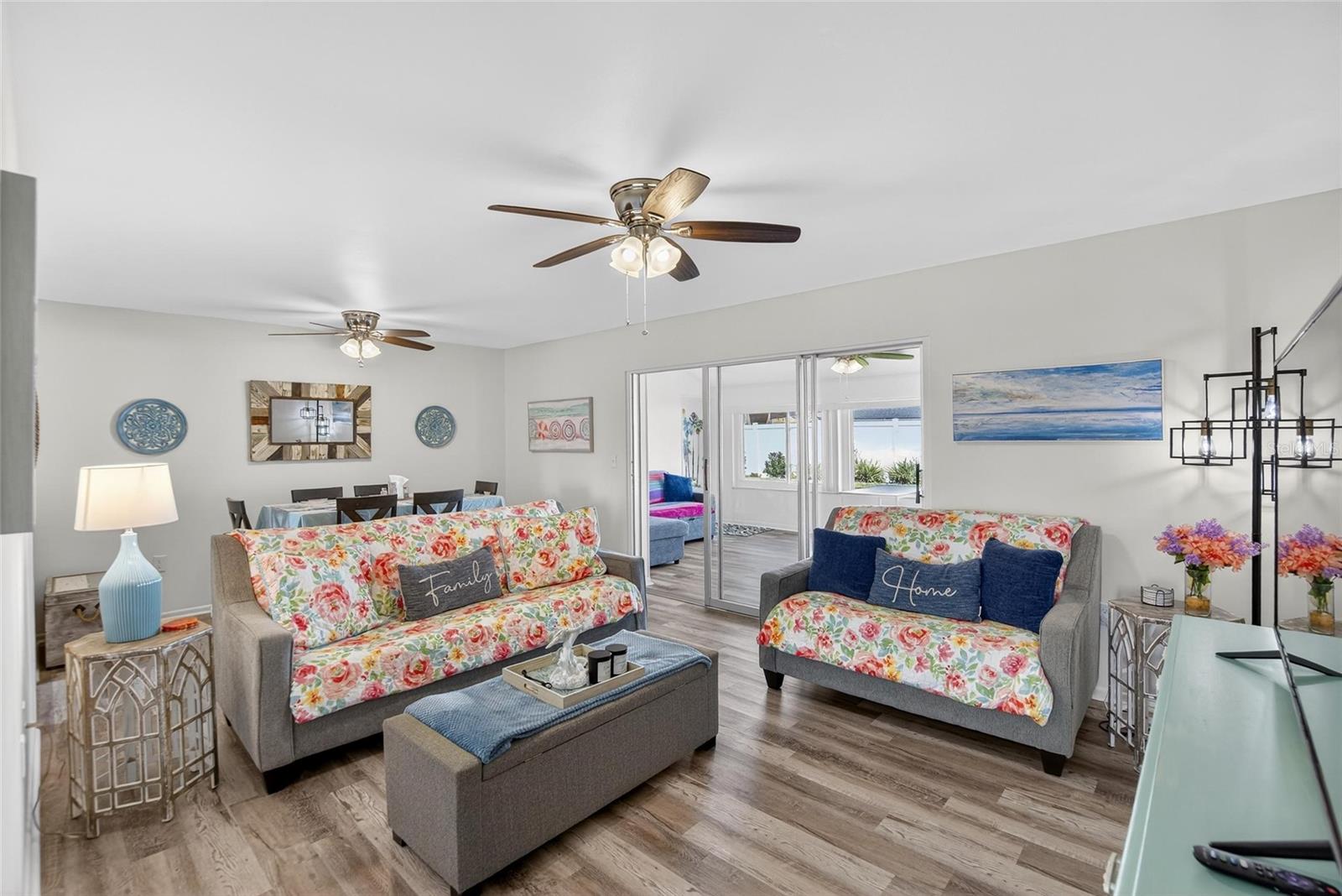 809 OAKMONT AVE, SUN CITY CENTER, FL, 33573