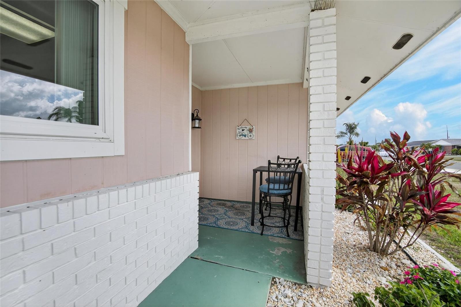 809 OAKMONT AVE, SUN CITY CENTER, FL, 33573