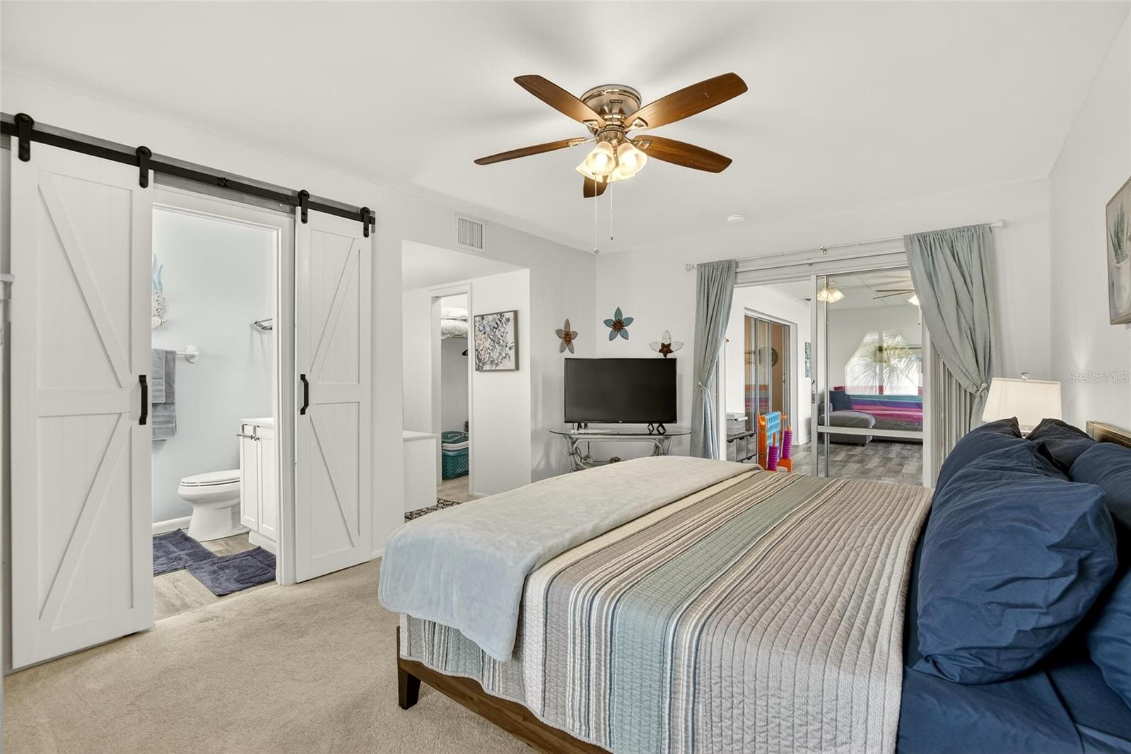 809 OAKMONT AVE, SUN CITY CENTER, FL, 33573