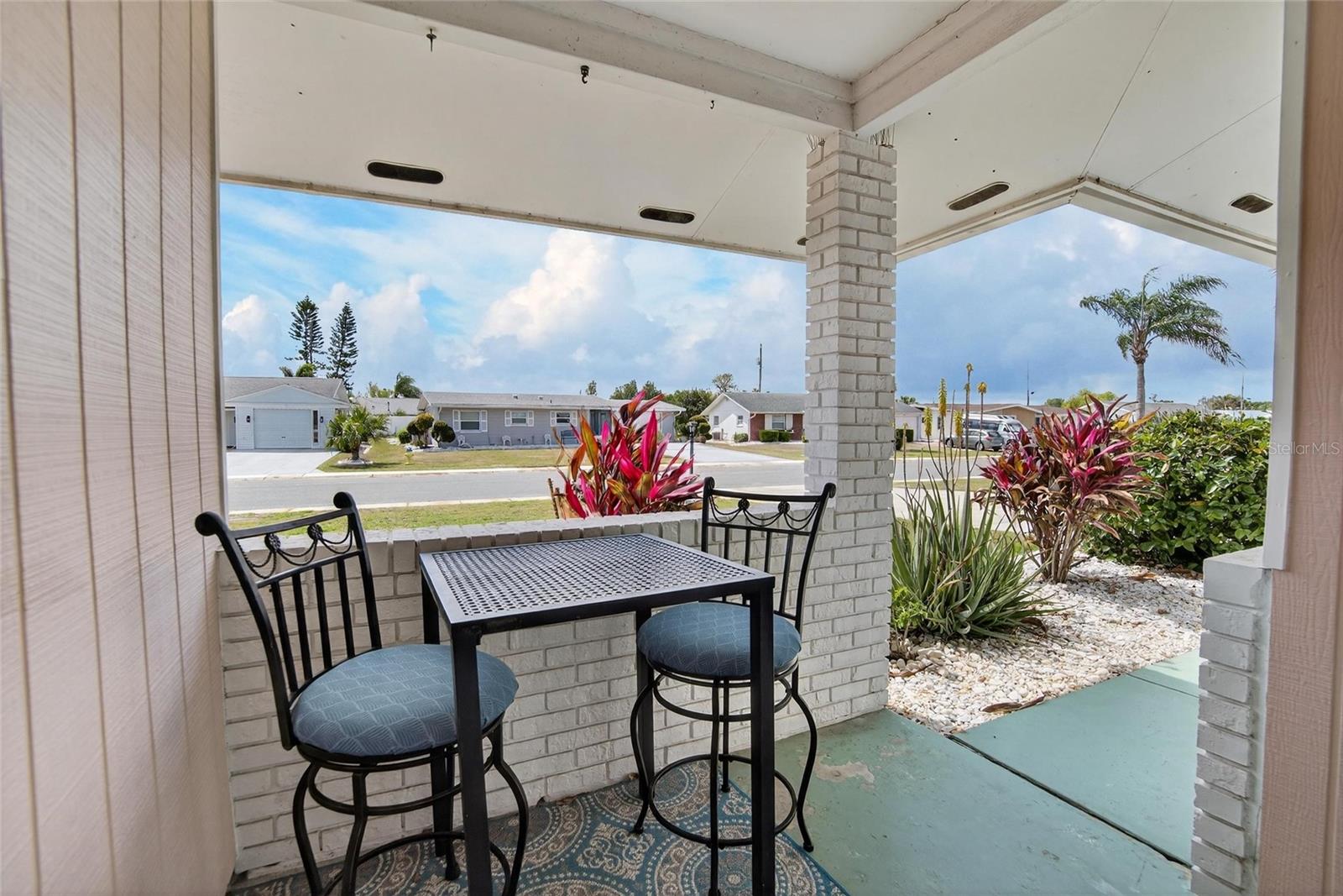 809 OAKMONT AVE, SUN CITY CENTER, FL, 33573