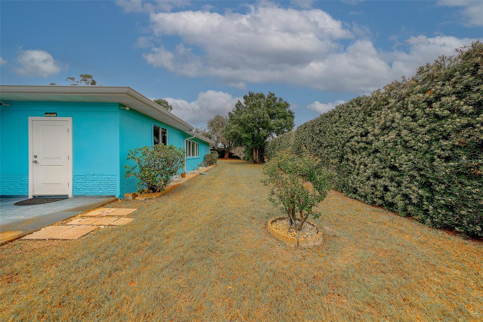 1923 SKY DR, CLEARWATER, FL, 33755