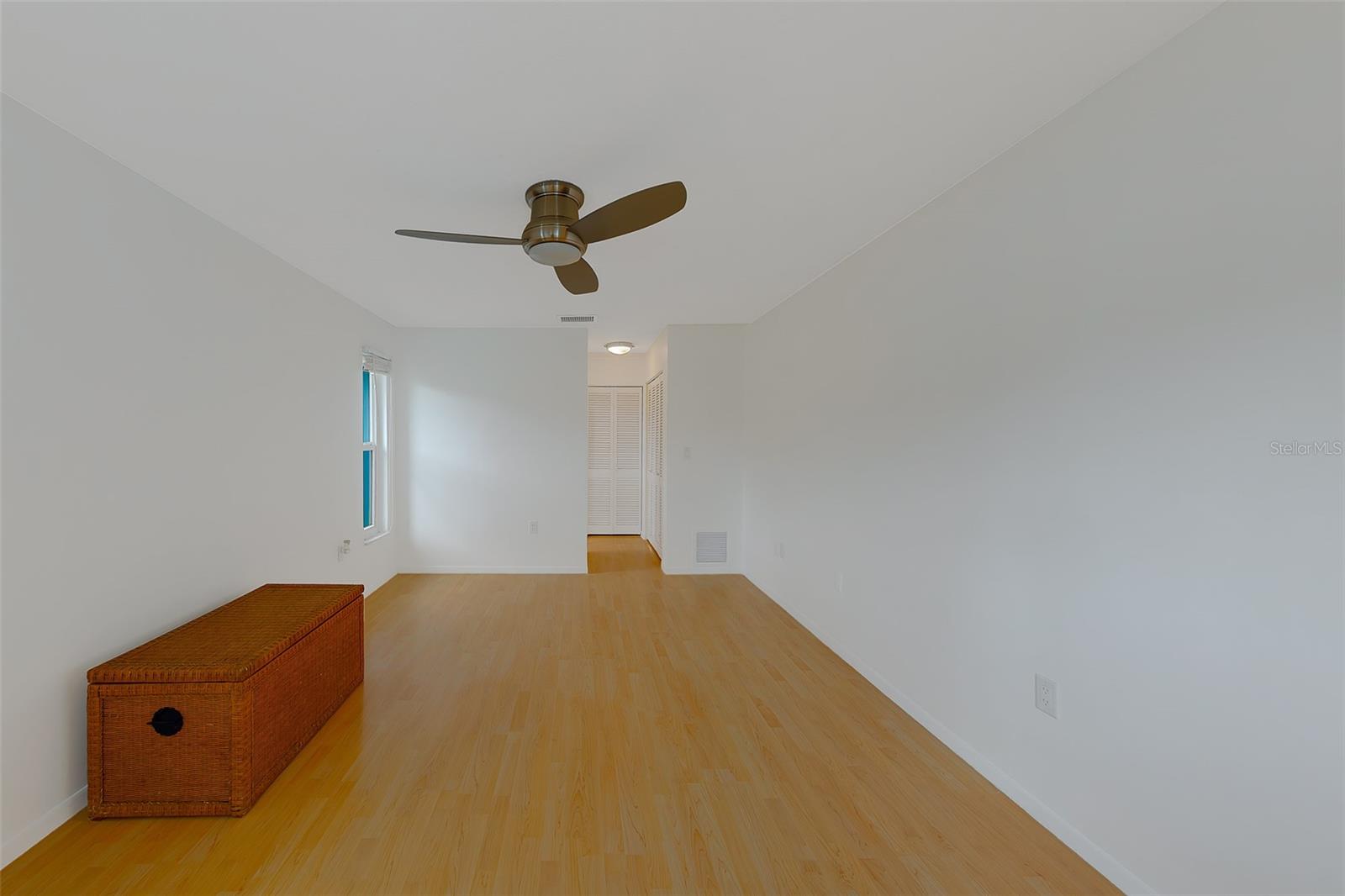 1923 SKY DR, CLEARWATER, FL, 33755