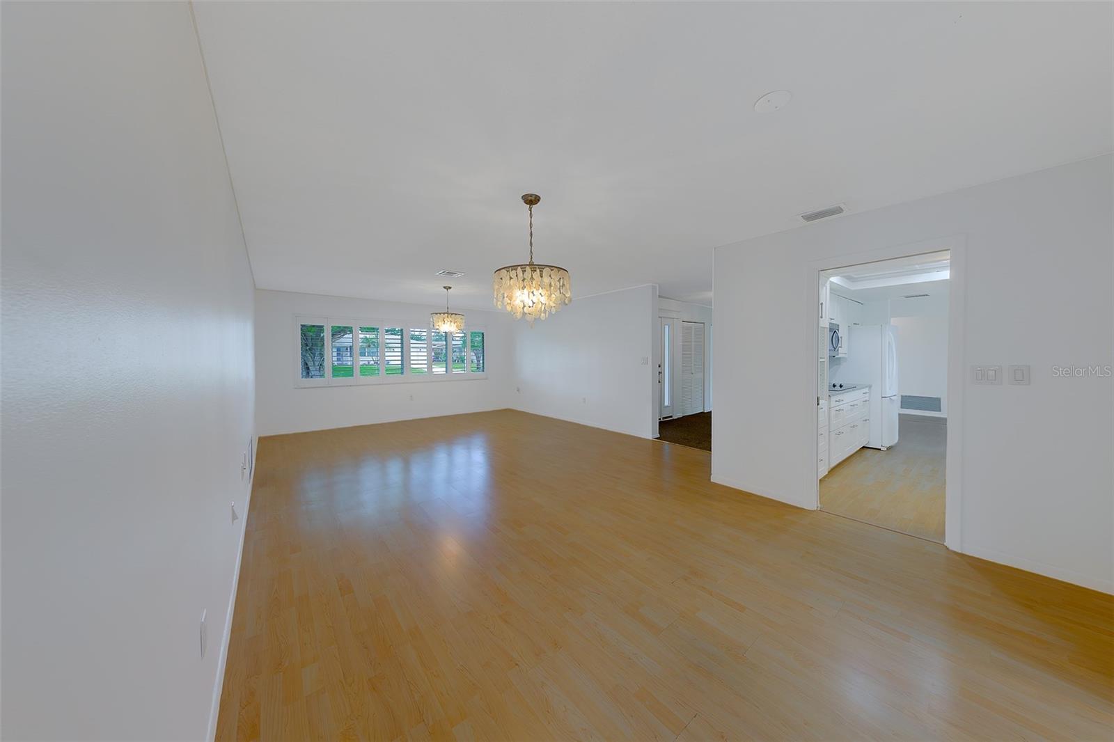 1923 SKY DR, CLEARWATER, FL, 33755