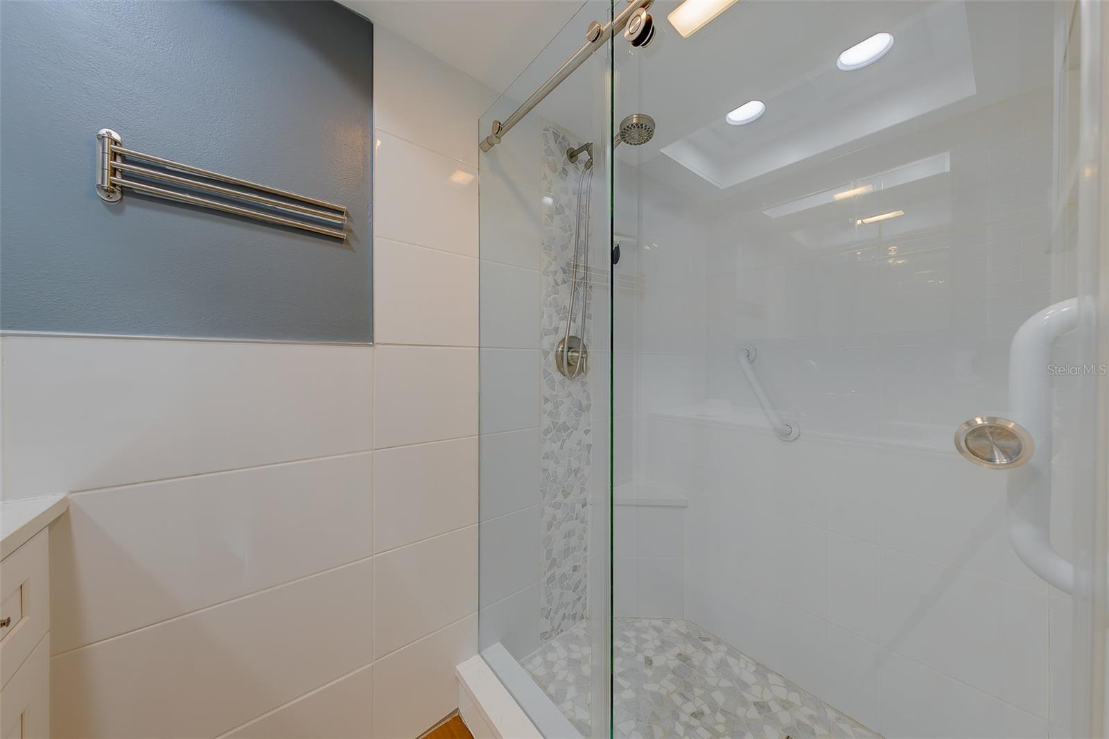 1923 SKY DR, CLEARWATER, FL, 33755