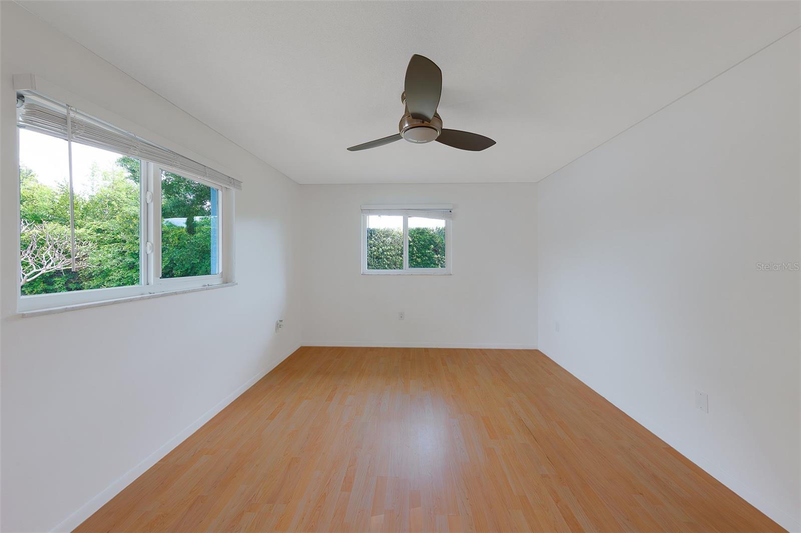 1923 SKY DR, CLEARWATER, FL, 33755