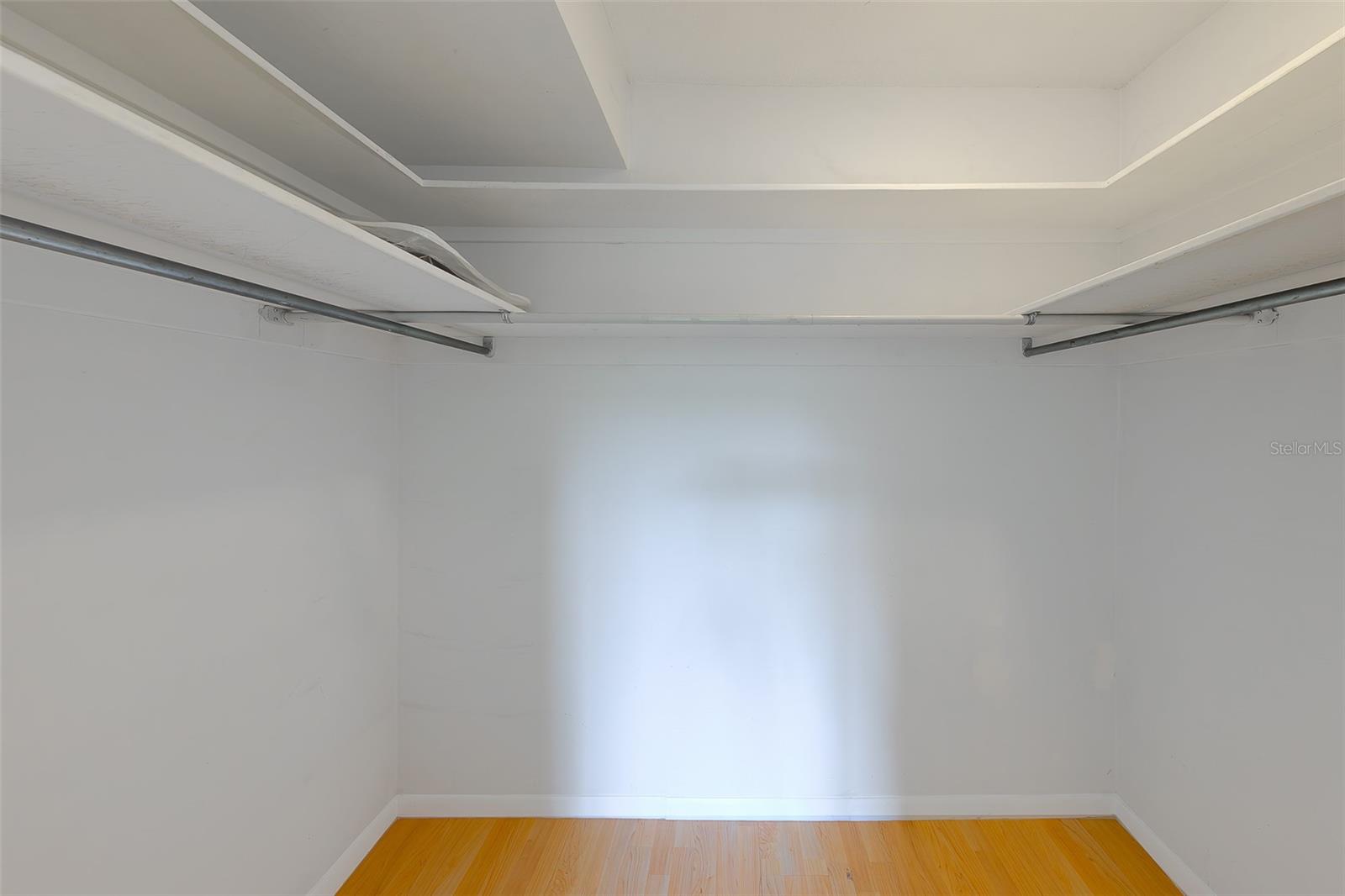 1923 SKY DR, CLEARWATER, FL, 33755