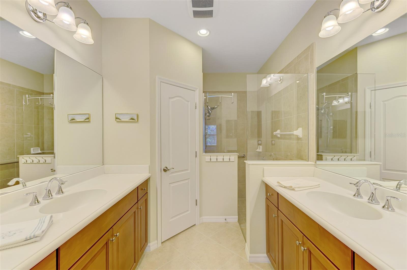 11513 FAKAHATCHEE CT, VENICE, FL, 34293