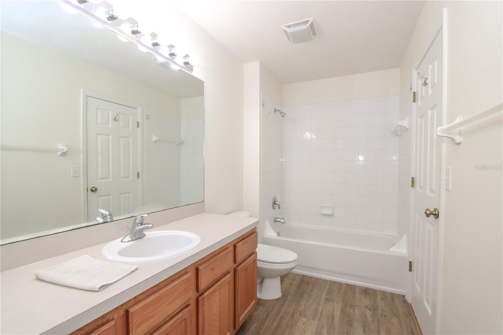 212 GOLDEN POND CT, VALRICO, FL, 33594