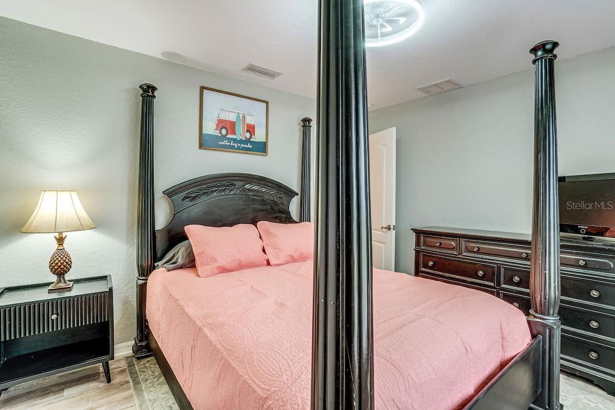 289 W PINE VALLEY LN, ROTONDA WEST, FL, 33947