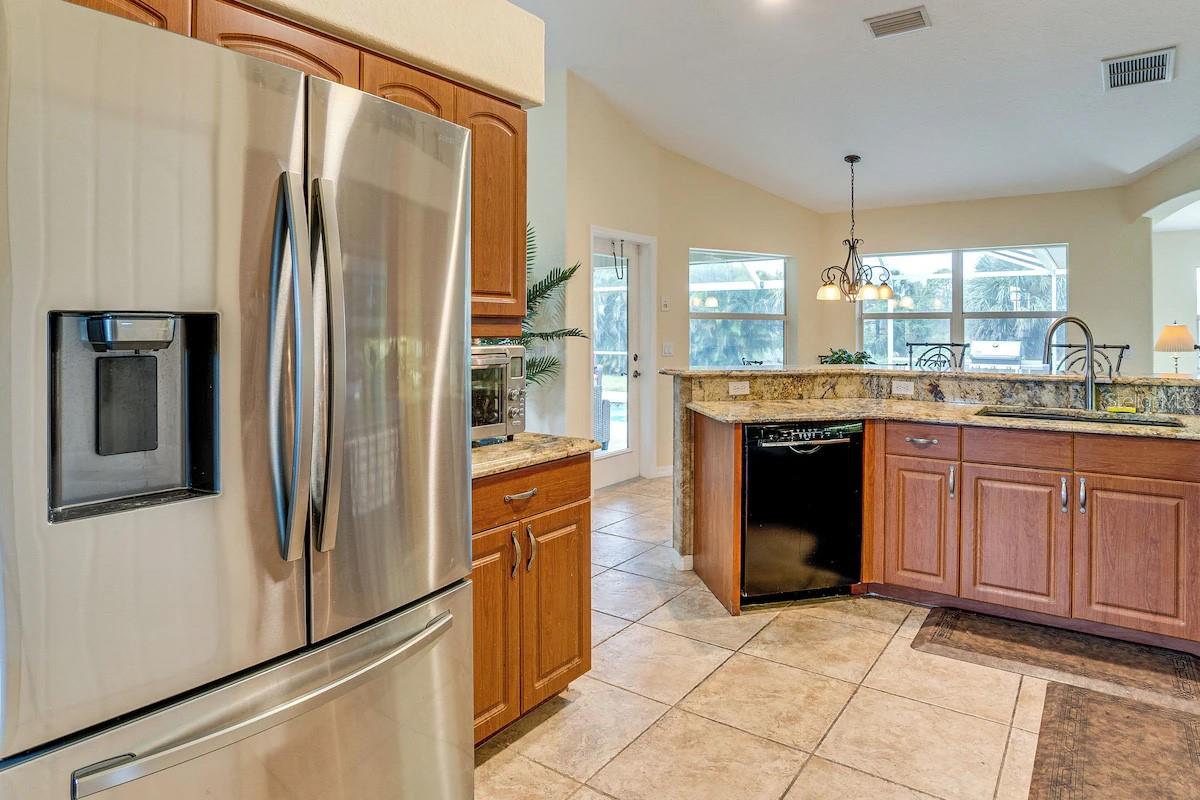 289 W PINE VALLEY LN, ROTONDA WEST, FL, 33947