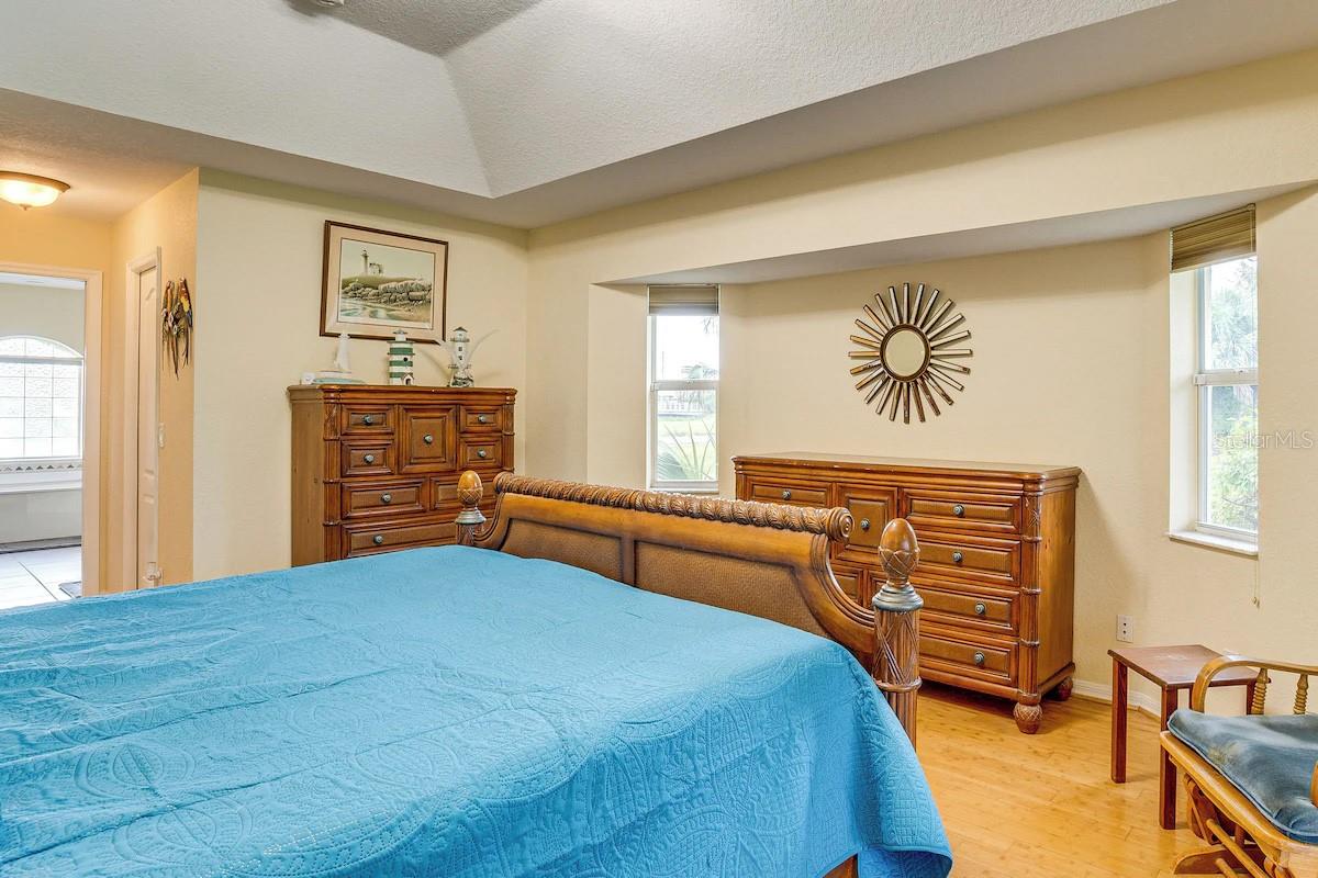289 W PINE VALLEY LN, ROTONDA WEST, FL, 33947