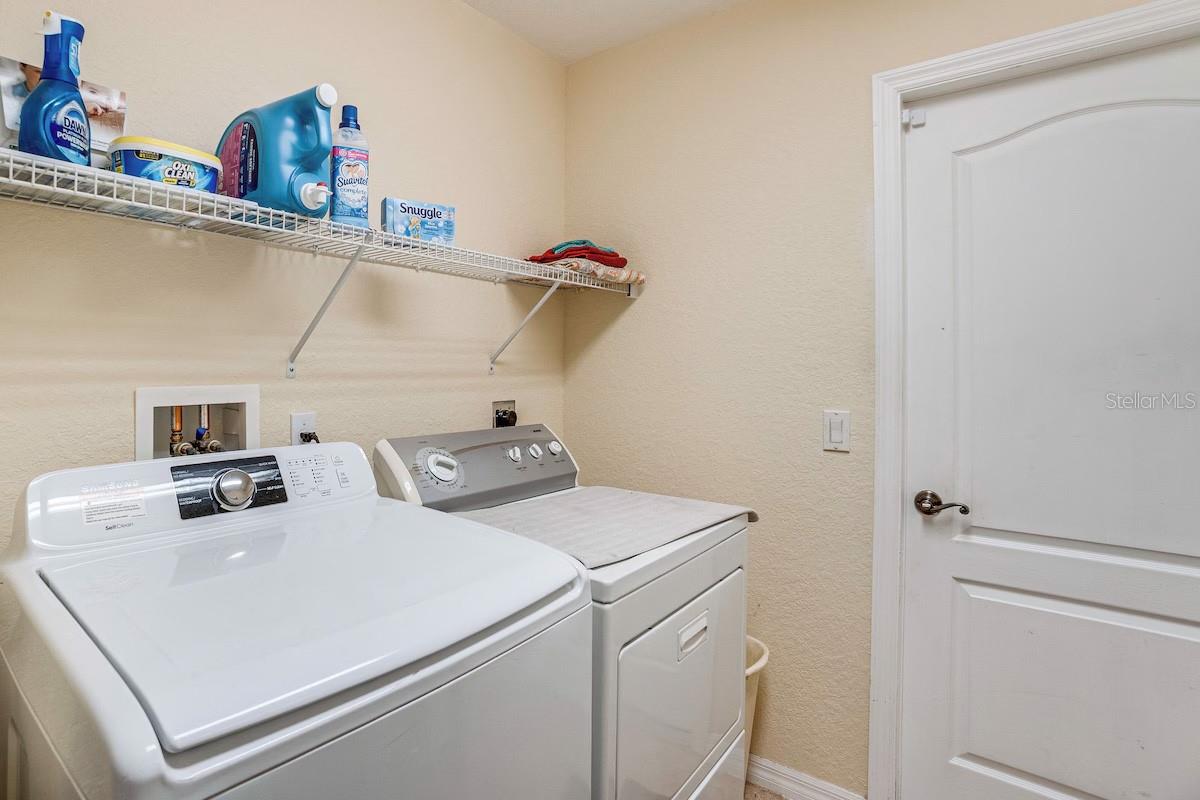 289 W PINE VALLEY LN, ROTONDA WEST, FL, 33947